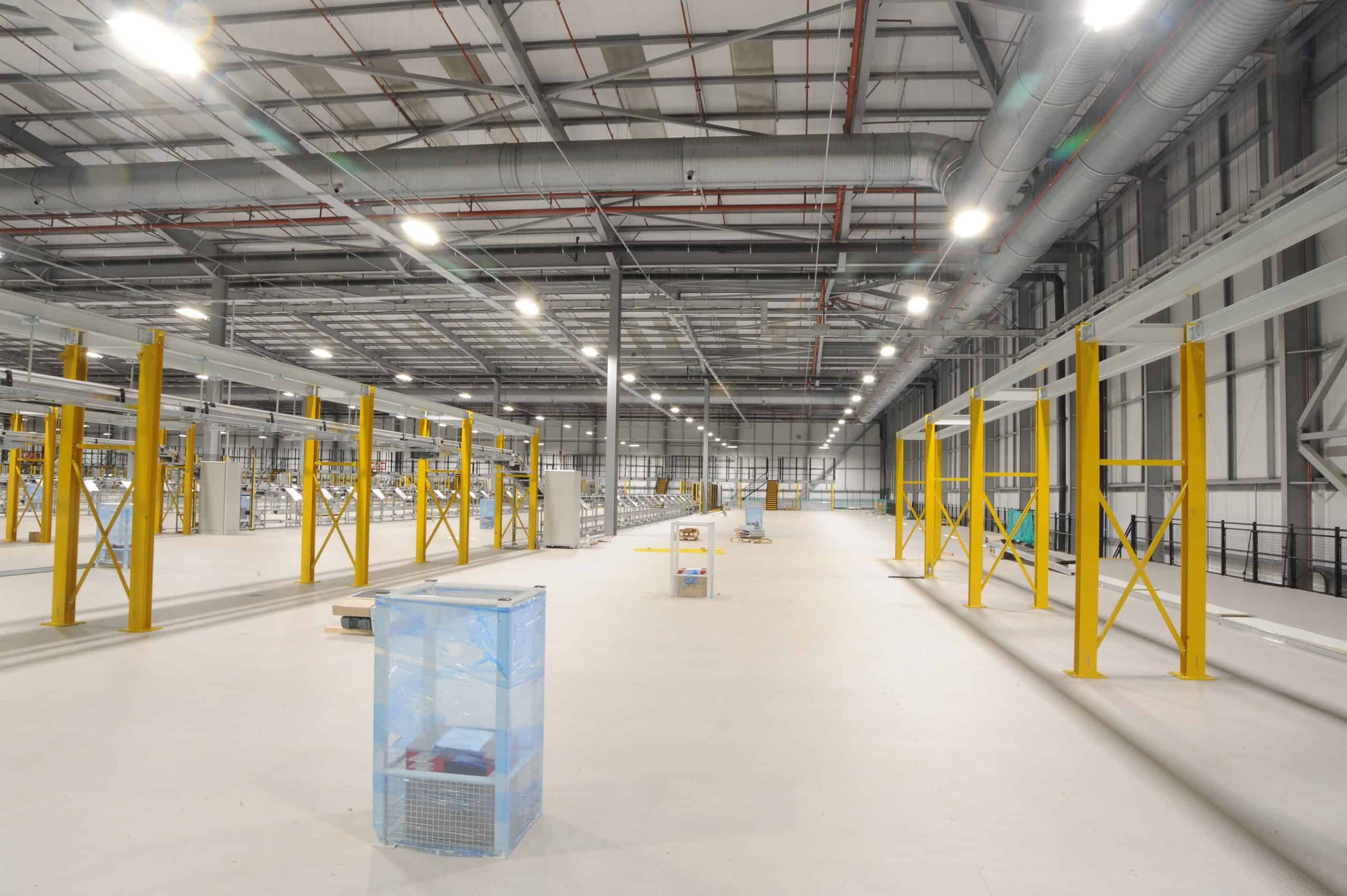 amazon distribution centre lighting